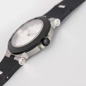 Reloj Mecánico Deportivo de Aleación de Aluminio de 40 mm con Esfera Mate de Escamas de Pez, Cristal de Zafiro, Alarma, Estilo Número de la Suerte y Parte Trasera de Titanio - Product Image 5