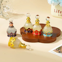Flacon de parfum en métal rose et bleu de 15 ml, style Dubaï, motif fleur de prunier, pour huile essentielle Attar, rechargeable avec compte-gouttes et bouchon hermétique