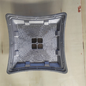 Corps de valve en alliage d'aluminium sur mesure pour boîtier de pompe avec ailettes de refroidissement, pièce OEM - Product Image 1