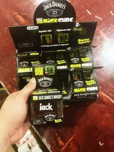 Cubo Antiestrés Schylling Needoh Nice Cube, Nuevo Cubo de Descompresión con Diseño en Colaboración con Otras Marcas, Juguete para Entrenar el Cerebro - Product Image 6