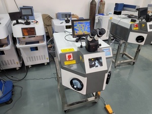 เครื่องเชื่อมเลเซอร์ YAG แบบพกพาสำหรับซ่อมแซมเครื่องประดับ <span class=keywords><strong>เชื่อม</strong></span>ทอง เงิน เพชร และเครื่องประดับอื่นๆ บนโลหะ - Product Image 4