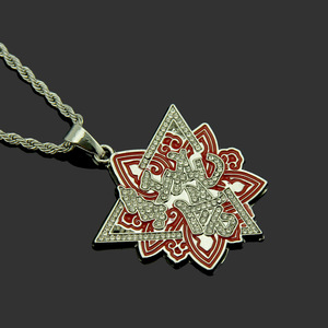 Nouveau Collier Pendentif Géométrique en Forme de Fleur Rouge Simple 2026, Bijoux de Mode Hiphop pour Hommes en Alliage, Vente en Gros - Product Image 2