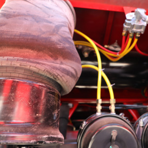 <span class=keywords><strong>Semirremolque</strong></span> de Carga con Valla de Acero de Tres Ejes, con Equipo de Aterrizaje Reforzado y Alta Capacidad de Carga para Conductores de Camiones - Product Image 4