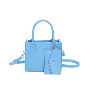 2023 nuova borsa quadrata in 2 pezzi tinta unita con borsa alla moda per borsa da spiaggia a mano in feltro per ragazze