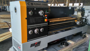 China <span class=keywords><strong>BOCHI</strong></span> CS6266C/2000 Torno manual horizontal Máquina de torno de metal de cama de espacio universal - Product Image 2