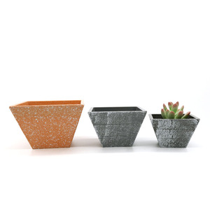 Maceta de Plástico Yicai Pequeña, Imitación Hormigón, Hecha a Mano, para Decoración de Jardín, para Cactus y Suculentas - Product Image 1
