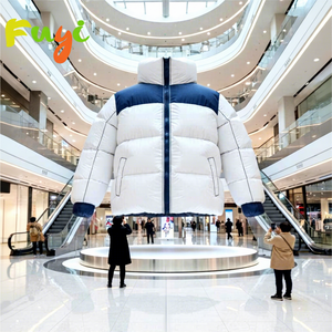 Modello Gonfiabile Gigante Promozionale a Forma di Giacca Imbottita, Modello di Abbigliamento Gonfiabile Personalizzato per Pubblicità - Product Image 1