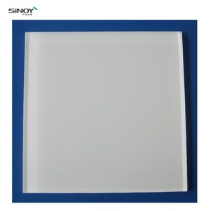 Panneau de verre trempé givré blanc opaque à structure solide pour application hôtelière - Product Image 2