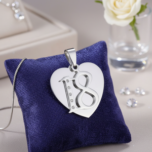 Ciondolo in Acciaio a Forma di Cuore 18, Charm e Pendenti in Cristallo - Product Image 3