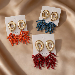Nouvelles Boucles d'oreilles pendantes en <span class=keywords><strong>corail</strong></span> marin pour femmes, au design unique et spectaculaire, idéales pour les vacances, bijoux en métal, vente en gros transfrontalière - Product Image 6