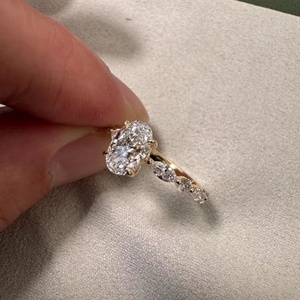 Bagues en diamant de laboratoire DEF VVS de 2 carats, diamant cultivé en laboratoire HPHT, certifié IGI, vente en gros, bague de fiançailles en or 18k 14k - Product Image 3