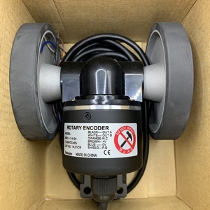 Codificador Rotatorio Autonics ENC-1-1-T-24 con Rueda Medidora para Uso Industrial - Product Image 3