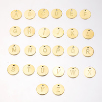 Pendentif en acier inoxydable imperméable et hypoallergénique de 12 mm avec lettres anglaises gravées (26 lettres anglaises)