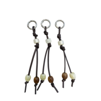 Porte-clés romantique avec nœud en ruban blanc, accessoires de vêtement décontractés en perles, accessoires de mode en métal Yiliuba, vêtements minimalistes pour toutes les saisons