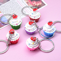 Porte-clés Cupcake Porte-clés Dessert Forme de Cœur PVC Dessin Animé Porte-clés Nourriture Pendentif pour Femmes Filles Cadeau