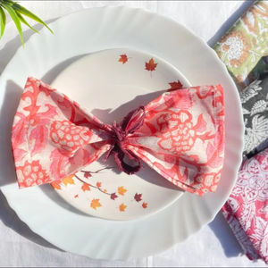 Servilletas con estampado de bloques, servilletas florales rojas y blancas, tela de lujo para decoración de mesa de boda, regalo de inauguración de casa, servilletas reutilizables con estampado de bloques - Product Image 1