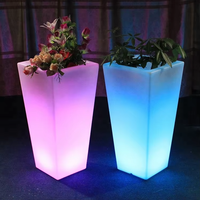 Pots de fleurs carrés à lumière LED et jardinières Pot de fleur carré élégant avec jardinière LED 16 couleurs IR télécommande Pot de fleur LED