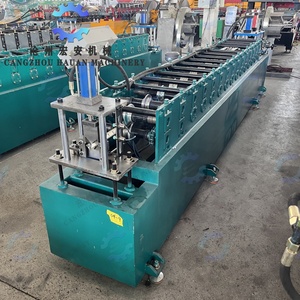 Machine automatique de fabrication de montants de rayonnages en V sans bavures, contrôlée par PLC, avec boîte de vitesses et moteur - Product Image 3