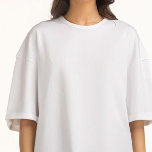 เสื้อยืดผู้หญิงคอกลมสีพื้นเรียบง่าย ขายดี ราคาสุดคุ้ม รับผลิตแบบ OEM แขนสั้น ระบายอากาศได้ดี - Product Image 3