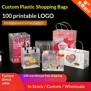 Bolsas de Mano Personalizadas de PVC Transparente y PP Esmerilado para Regalos Navideños, Cosméticos y Productos de Baño - Product Image 4