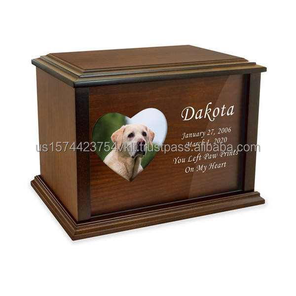 สีน้ำตาลเข้ม