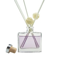 Bouteilles de luxe personnalisées 50ml 100ml 150ml 200ml, bouteilles de diffuseur de roseaux en verre de parfum carrées vides pour ensembles de diffuseurs domestiques avec capuchon en bois