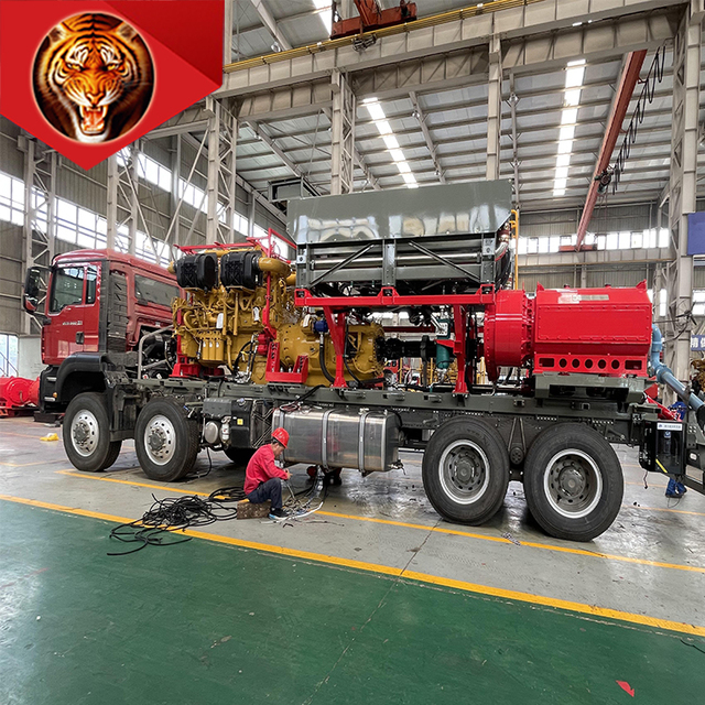 Tigerrig SPM SJ TPB600 High Pressure Plunger Pump with C18 Engine BY720 Gearbox Plunger Pump Group