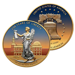 Moneta Commemorativa in Metallo a Tema Dea della Libertà - 250° Anniversario USA - Articolo da Collezione e Souvenir - Product Image 1