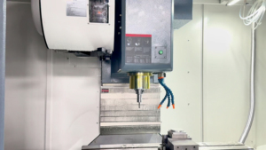 <span class=keywords><strong>3</strong></span> eksenli CNC sistemi lineer kılavuzlar ve hassas kalıp için yüksek hızlı mil ile MV-856 dikey işleme merkezi - Product Image 5