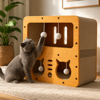 Griffoir pour chat en bois à trois niveaux avec jouets interactifs à pompons, structure en bambou, carton ondulé, arbre à chat écologique
