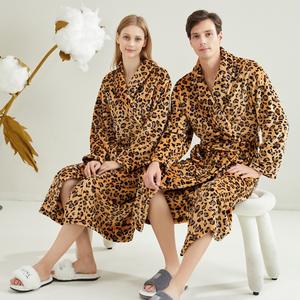 China Factory Polyester Flannel NightWear Super <strong>Men</strong> Soft Solid Adult Hotel Luxury Women Bathrobe Couple <strong>Dressing</strong> <strong>Gown</strong> - Product Image 1