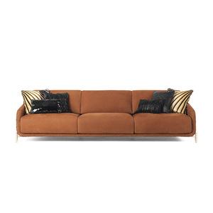 Sofá Italiano de Lujo Ligero en Cuero Naranja Esmerilado, Sofá Creativo Moderno y Sencillo para Sala de Estar de Villa, Sofá de Alta Gama con Patas Metálicas - Product Image 1