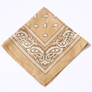 Bandana à motifs, foulard bandana western pour cheveux, écharpe audacieuse pour femme, idéale pour superposer sur des tenues et exprimer sa personnalité - Product Image 3