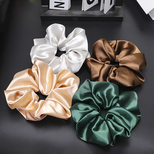 Fabriek Groothandel Heldere Satijn Grote 15Cm Haar <span class=keywords><strong>Scrunchies</strong></span> Voor Vrouwen 1 Pc Effen Elastische Haaraccessoires Decoratie Ornament - Product Image 3