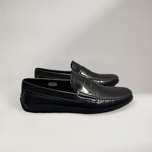 Mocassins noirs en cuir véritable pour hommes, à enfiler, talon plat, respirants, décontractés, couleur unie, avec design de couture - Product Image 3