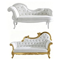 Canapé en cuir souple blanc de luxe pour mariés, chaises trônes dorées et argentées pour événements