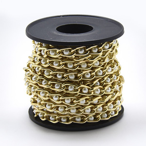 Cadena de eslabones trenzados personalizada al por mayor, cadena de aluminio, joyería de <span class=keywords><strong>Metal</strong></span> dorado, cadena de aluminio para bolsos, accesorios de Hardware - Product Image 3