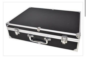 <span class=keywords><strong>Valigetta</strong></span> in <span class=keywords><strong>Alluminio</strong></span> per Conservazione <span class=keywords><strong>di</strong></span> 100 Monete Classificate NGC PCGS - Product Image 5
