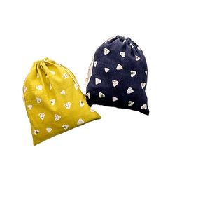 Sac en toile de coton pliable, réutilisable, imprimé avec logo personnalisé, mignon, pour emballage cadeau, promotion économique, recyclé - Product Image 1