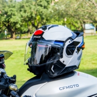 Casque Moto Intégral LS2 FF910 Unisexe Toutes Saisons KPA avec Double Visière Rabattable Anti-Buée – Neuf, Idéal pour la Conduite Estivale