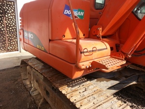 รถขุด DH80-7 Doosan ของแท้มือสอง8Ton รถขุดตีนตะขาบทำงานน้อยกว่า - Product Image 4