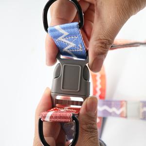 <span class=keywords><strong>Collar</strong></span> de pajarita de poliéster personalizado, conjunto de correa de arnés para perros y mascotas, botón de ruptura duradero sin decoloración, moda de sublimación personalizada - Product Image 6