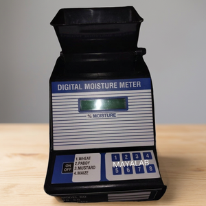 MAYALAB Digital Grain Moisture Meter | Handy LCD Display 0.5% Accuracy 9V Battery Powered 6 Month Warranty for Grains & Seeds - Product Image 5