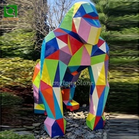 Nouvelle Arrivée Statue de Gorille Abstraite Colorée en Résine de Fibre de Verre Peinte à la Main, Étanche, Décorative, Sculpture Géométrique pour les Fêtes