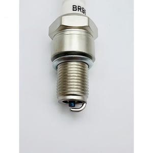 Bujía BR9ES de Alta Calidad Compatible con Yamaha / Suzuki / <span class=keywords><strong>Piaggio</strong></span> / Kawasaki - Product Image 3