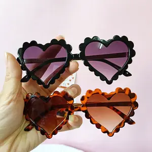 Wholesale glasses heart effect-Gafas De Sol Para Mujer Heart Glasses Effect Heart Sunglasses 2022 Baby Sunglasses Lentes De Sol Kacamata