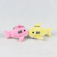 Porte-clés en peluche de requin de 10Cm, mignon et doux, pendentif de jouets, poupée en peluche de requin de dessin animé, porte-clés sac à dos, pendentif cadeaux pour enfants
