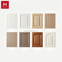 Portes d'armoires de cuisine sur mesure de style européen Happy Houses, en bois massif noyer et chêne, avec inserts en acier, pour projets.