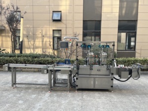 Machine d'étiquetage de timbres d'excise pour l'emballage de bouteilles et de boîtes, applicateur de timbres d'excise à grande vitesse pour système de suivi et de traçabilité - Product Image 3