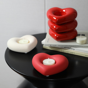 Porte-bougie en céramique moderne minimaliste en forme de cœur, tendance, découpé, plateau créatif pour table à manger, ornement pour la Saint-Valentin - Product Image 4